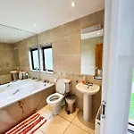 Sea Haven - My Tranquil Costal Retreat - Commanding Views Вилла Йол