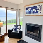 Villa Sea Haven - My Tranquil Costal Retreat - Commanding Views