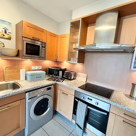 Sea Haven - My Tranquil Costal Retreat - Commanding Views