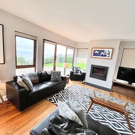 Sea Haven - My Tranquil Costal Retreat - Commanding Views *