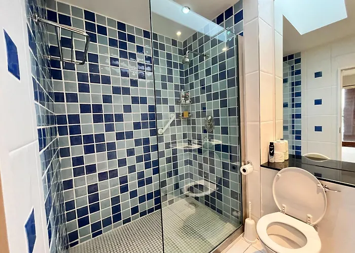 Sea Haven - My Tranquil Costal Retreat - Commanding Views Villa Youghal